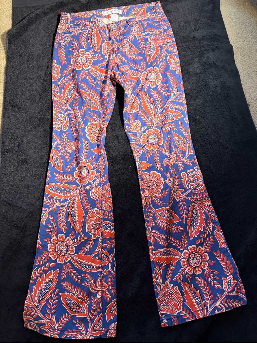 Vintage Tommy Hilfiger Womens Red White Blue Floral Flared Jeans 4 Paisley